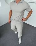 Мужской повседневный костюм серого цвета