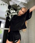 Плюшево-велюровый костюм черного цвета