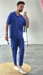 Костюм мужской в ​​полоску синего цвета