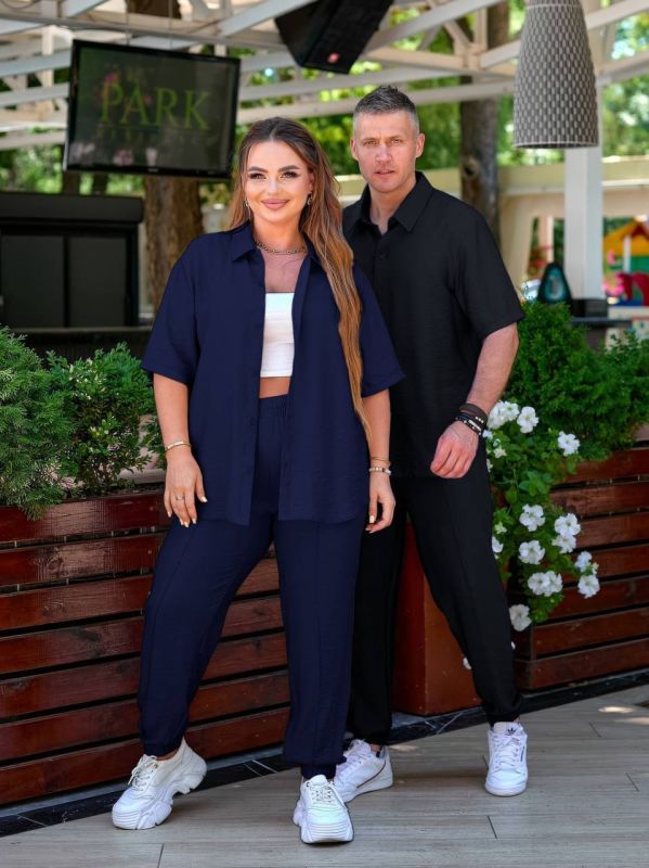 Летний и легкий костюм унисекс «Unisex» синего цвета