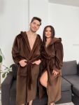 Халат унисекс с капюшоном и поясом шоколадного цвета