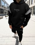 Мужской спортивный костюм теплый черного цвета