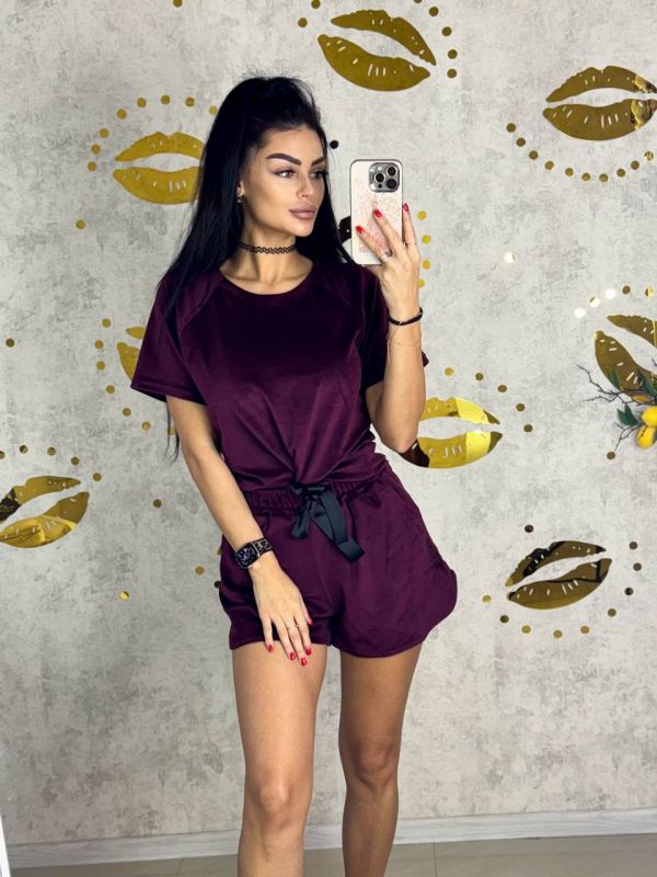 Костюм /пижамка футболка+шорты бордового цвета
