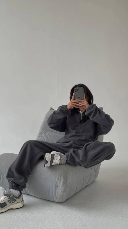 Костюм женский флисовый графитового цвета