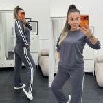 Костюм с лампасами графитового цвета