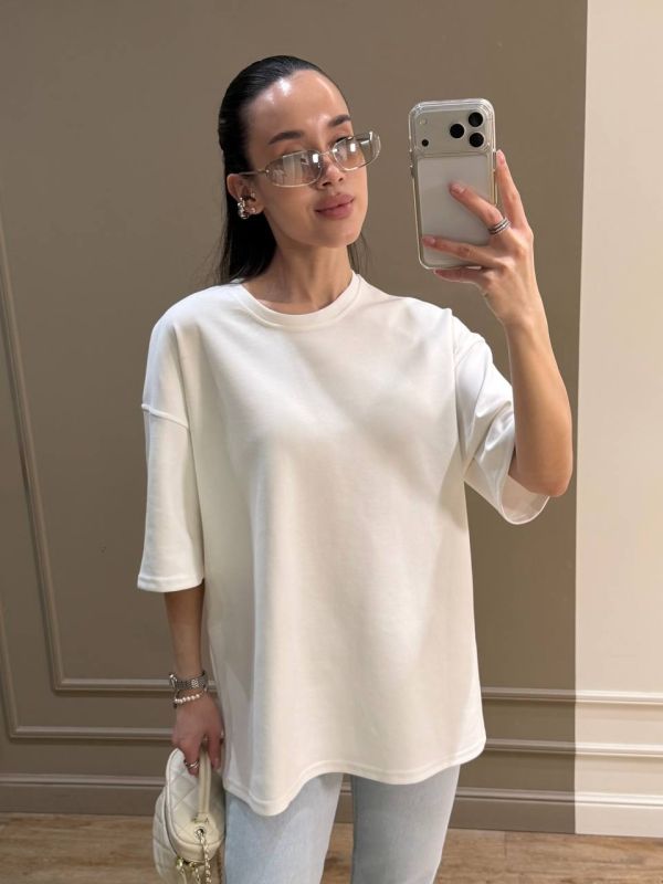 Однотонная футболка oversize белого цвета