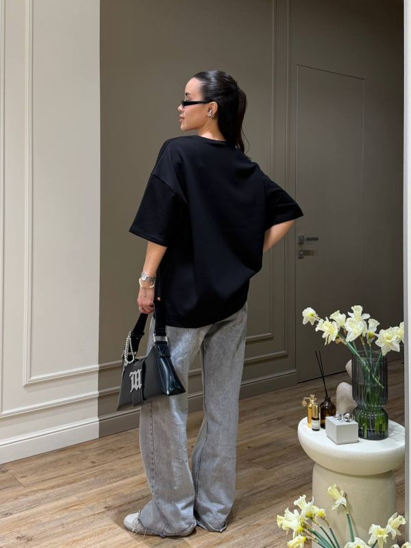 Однотонная футболка oversize черного цвета