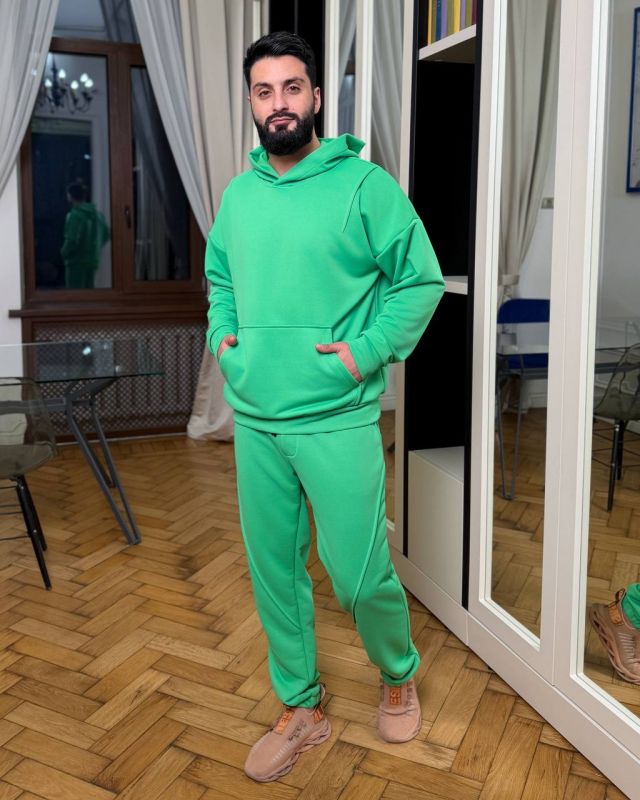 Современный мужской костюм двойка (худи+штаны) салатового цвета